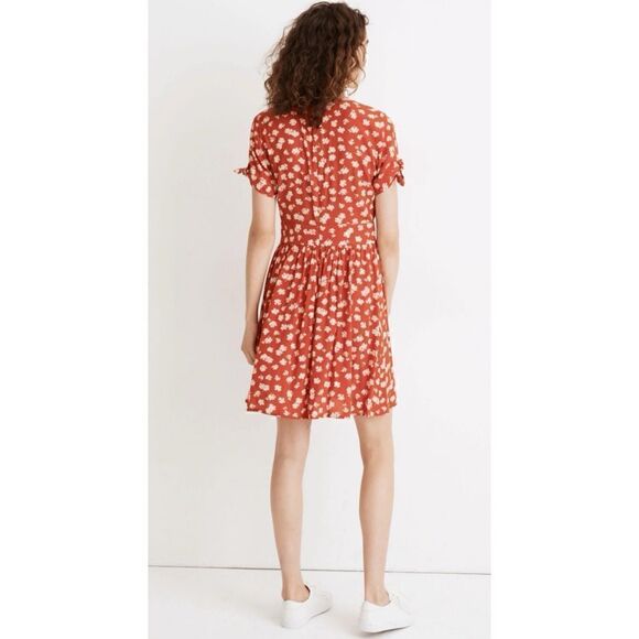 Madewell Button-Front Tie-Sleeve Retro Dress in Happy Hibiscus Size 6 / NWOT - Picture 3 of 7